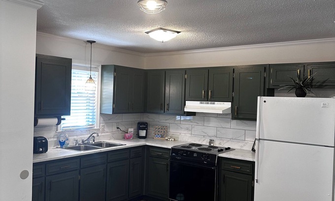 Seneca Casa | Charming 3-bedroom house with WiFi, in pleasant Seneca