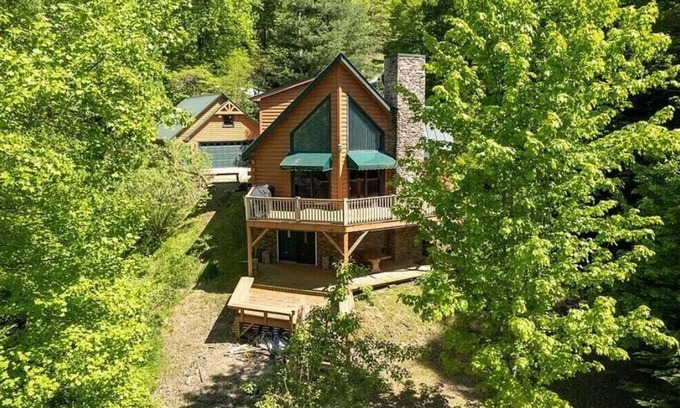 Topton Cabina | Charming 3-Bedroom Mountain Cabin in Topton – Your Perfect Getaway!