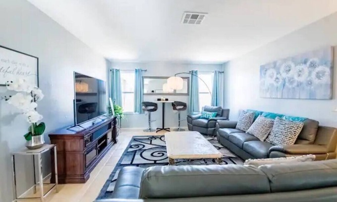 Highland Hills Casa | Charming 3 Bedroom retreat