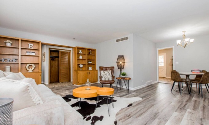 Bloomington Casa | Charming 3-bedroom house in peaceful neighborhood