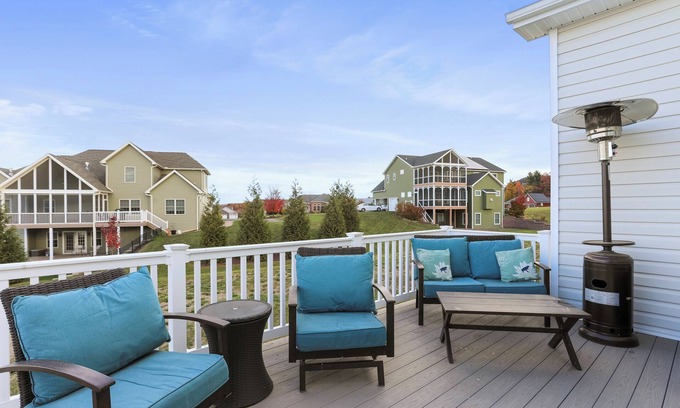 Fayetteville Casa | Charming 3-bedroom house right on Penn National Golf Course