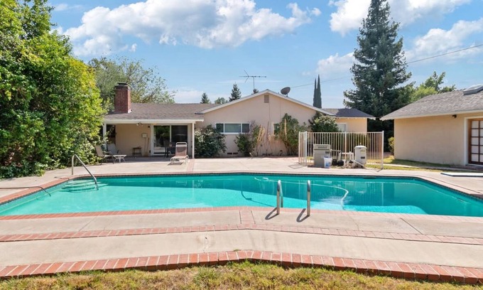 West Hills Villa | Charming 3-bedroom villa with WiFi and AC in fabulous Los Angeles
