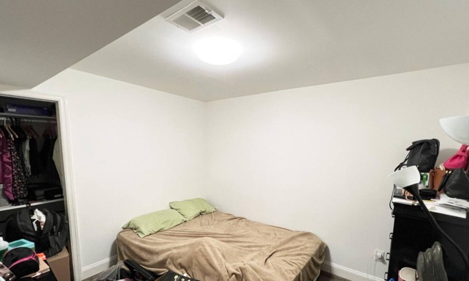 Roselle Park Apartamento | Charming 3-bedroom apartment in lovely Roselle Park- 4 mins from NYC Bus Station