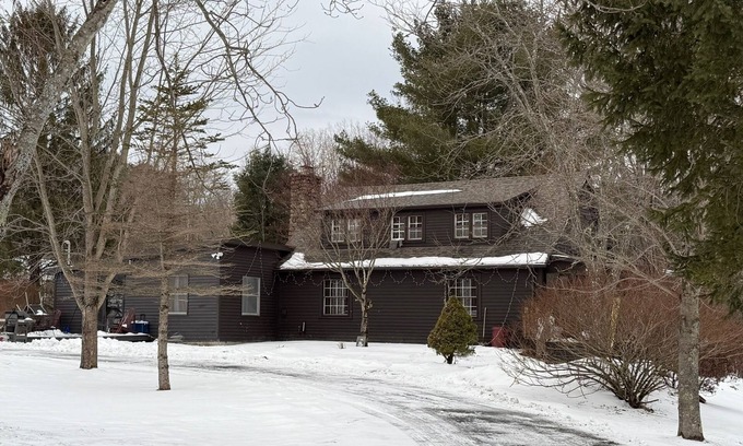 Stephentown Cabina | Charming 3-bedroom Cabin for nature lovers