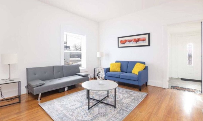 Des Moines Casa | Charming 3 BR Home, in the heart of DSM!