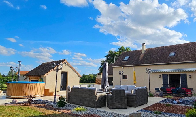 Change Cabaña | Acogedora casa cerca Le Mans: jacuzzi opcional, 12 personas, 5 habitaciones, naturaleza y confort