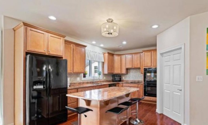 Newington Casa | Charming 3beds single house near DC