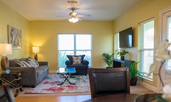 Kreole Apartamento | Charming 3BR/2B Retreat That Feels Like Home