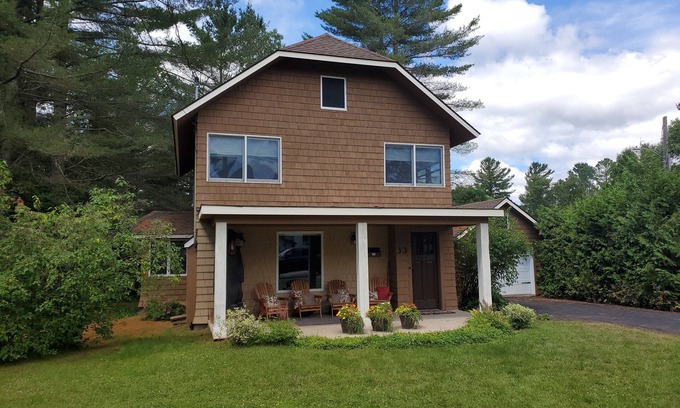 Hillcrest Casa | Charming 3br 2ba home, one block from downtown