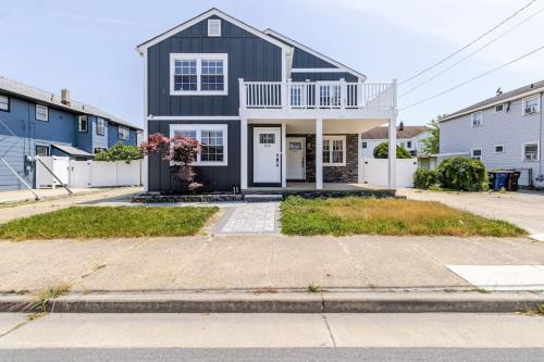 Ventnor City Apartamento | Charming 3BR Condo Near Ventnor Beach