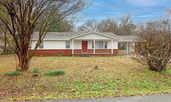 Poplar Grove Casa | Charming 3BR Home w/ Private Yard