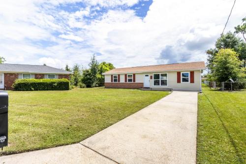 Sherwood Casa | Charming 3BR Home with Free Parking & Game Room