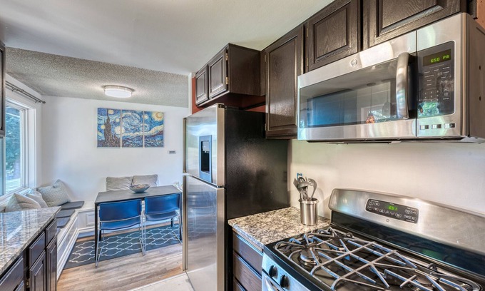 Cascade Casa | Charming 4 BDRM / 1 Bath Home ♠ Mins from Airport