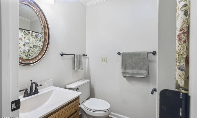 Corryton Casa | Charming 4-bed, 3-bath home on 2 acres, minutes to Downtown and Norris Lake fun!