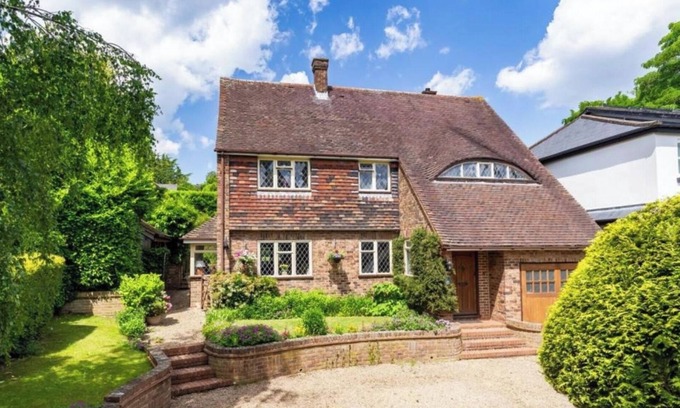 Epping Casa | Charming 4-Bed Home in Epping