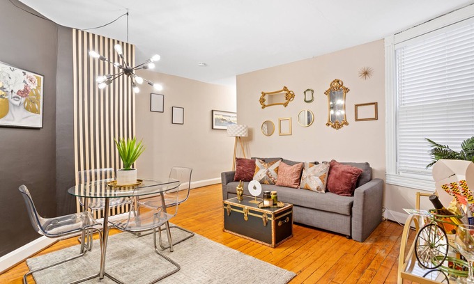 Downtown Baltimore Apartamento | Charming 4 bed/Wine/Parking/1000sqft/Mins to Dwntwn!