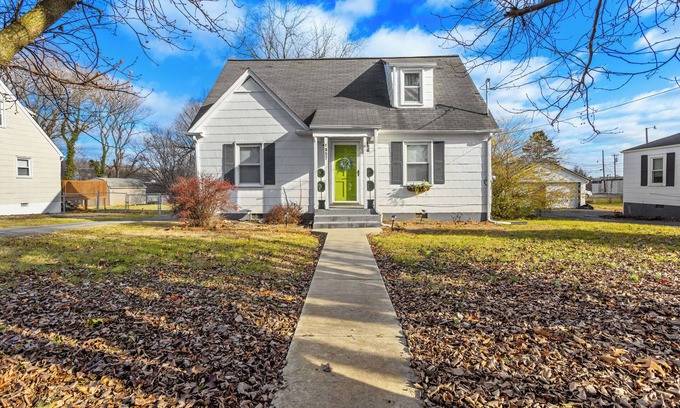 Bristol Casa | Charming 4-bedroom bungalow near Hard Rock Casino & downtown Bristol