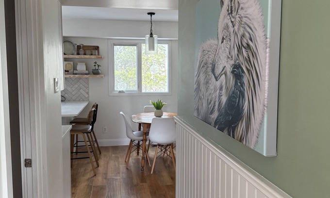 Smithers Casa | Charming 4 Bedroom House: Minutes from Downtown Smithers, Featuring a Hot Tub