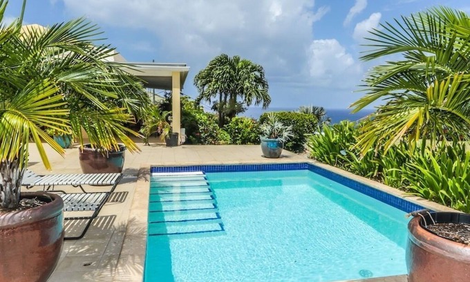 Estate Salt River Casa | Charming 4-bedroom house with AC, fitness room in fabulous Christiansted