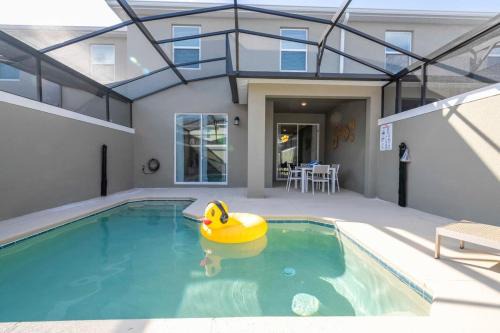 Kissimmee Casa | Charming 4Bd w Private Pool @ Storey Lake Resort 2653