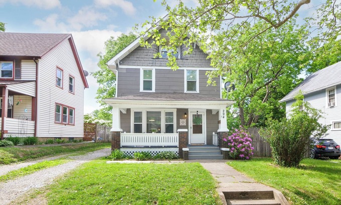 Firestone Park Casa | Charming 4BR Retreat w/ Loft