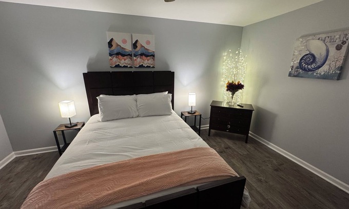 Cliftondale Casa | Charming 4BR Urban Oasis Near Airport, Downtown & Six Flags!