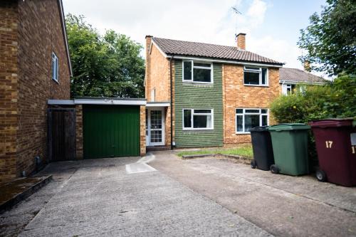Reading Casa | Charming 6-Bed House in Reading