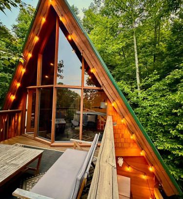 Chalet Village Casa | Charming A-Frame Cabin w Hot Tub & Mountain Views