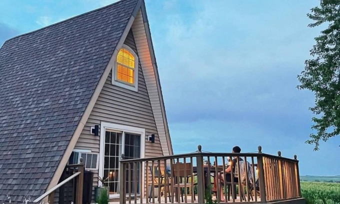 Elizabeth Cabina | 🏠 Charming A-Frame w/ Mid-Century Vibe 1 Bed/1 Bath near Elizabeth, Illinois🌲