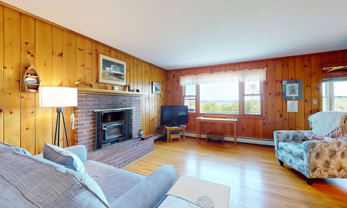 Castine Cabaña | Charming abode with water views, updated kitchen, & internet - dog-friendly