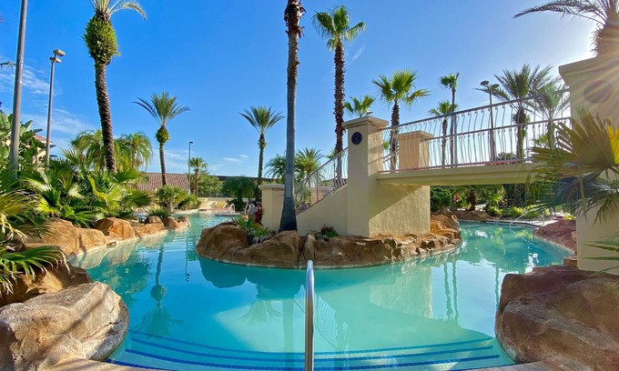 Wellington Casa | Charming and Comfy Townhouse at Regal Palms Resort, just 15 minutes from Disney