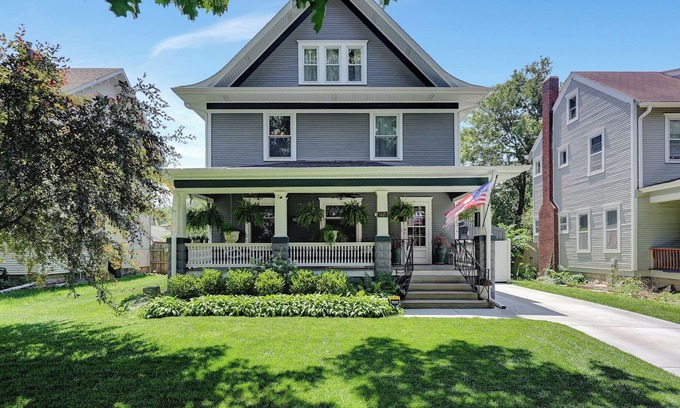 Near South Casa | Charming and large home with backyard pool!