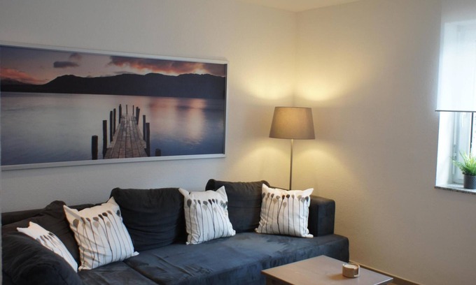 Merkenich Condominio | Charming and lovingly decorated apartment