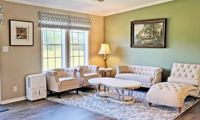 Myakka City Casa | Charming and peaceful country home on 5 acres. Welcome to paradise!