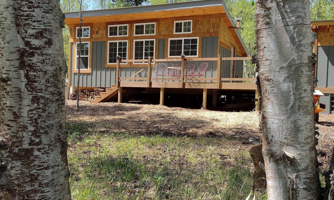 Grand Marais Cabina | Charming and Secluded North Shore Cabin and Sauna two miles from Grand Marais!