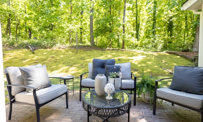 Jonesboro Casa | Charming and Spacious Home Great for Group Getaway