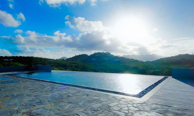 Les Terres Basses Apartamento | encantador apartamento con piscina y jacuzzi