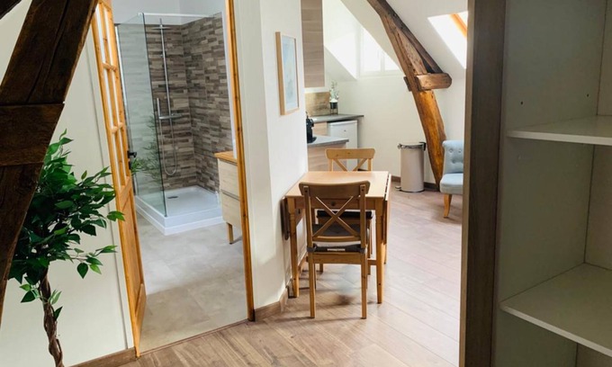 Quartier du chateau Apartamento | Ático-Confortable-Baño Privado-Vista a lugar emblemático