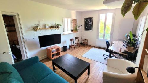Buc Apartamento | Charming apartment bordering Versailles
