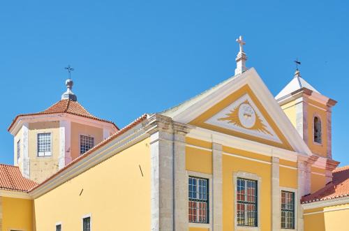 Belem Apartamento | Charming apartment em Belém-Books and Canvas