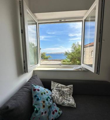 Baric Draga Apartamento | Charming Apartment in Lukovo ugarje with Mountain Views