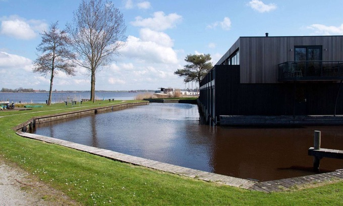 Langweer Apartamento | Apartamento con encanto en Langweer con Embarcadero