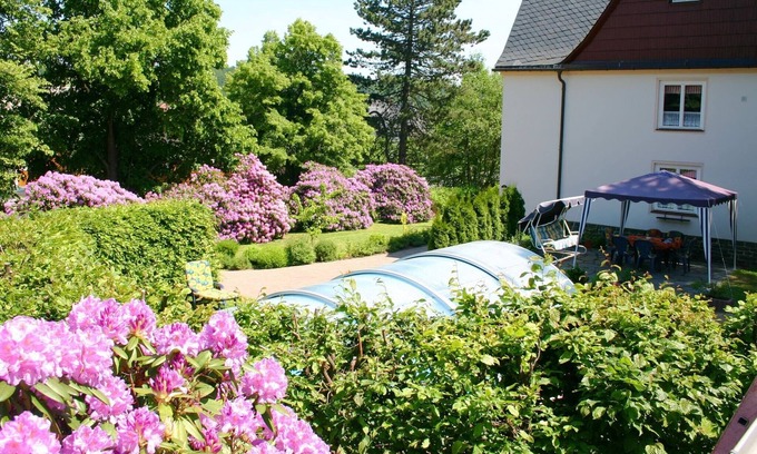 Pockau-Lengefeld Apartamento | Apartmentin con encanto Pockau con piscina