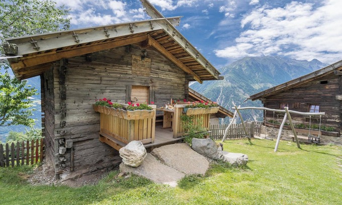 Naturno Casa | Encantador apartamento Kornkammer Lodge con vistas a la montaña, Wi-Fi y jardín