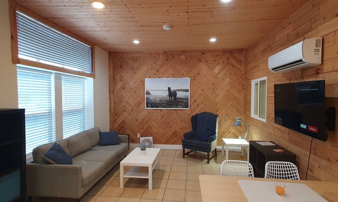 Vian Apartamento | Charming apartment on gateway to Lake Tenkiller, Vian, OK