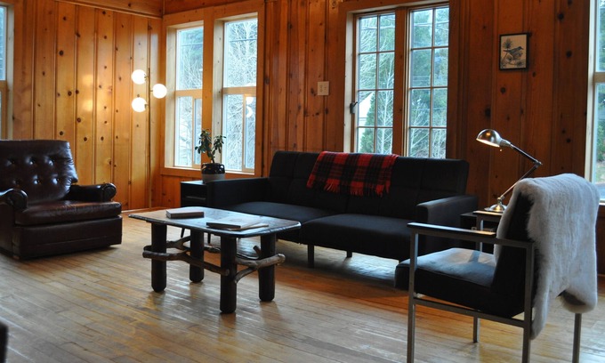 Sierraville Apartamento | Charming apartment in small mountain town, 2 miles from hot springs!