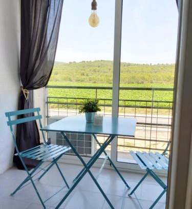 El Francas Apartamento | Charming apartment with mountain view in Francàs - 45m²
