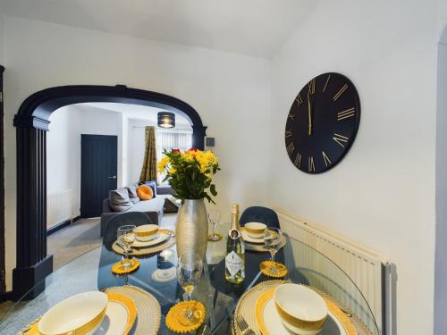 Everton Apartamento | Charming Apartments - Cosy Retreat - short drive to city centre - Free parking