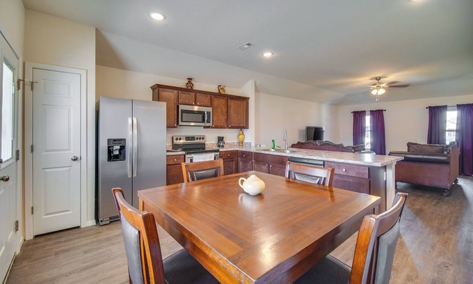 Sebastian County Casa | Charming Arkansas Getaway - Walk to Downtown!
