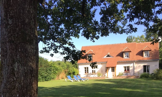 Dame-Marie-les-Bois Cama Y Desayuno | Charming B&B on golf course - 15 mn from Amboise - Near EXIT 18 A10 Highway